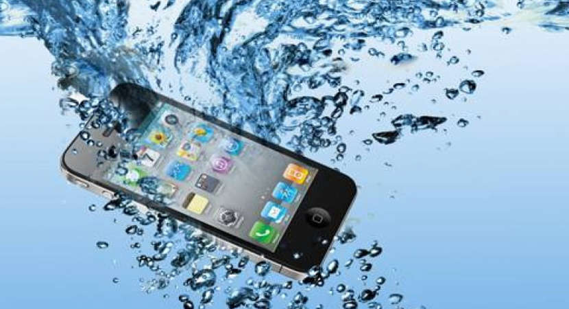 Suya Düşen iPhone Nasıl Kurtarılır? Neden Pirinç?