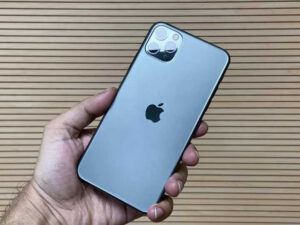 iPhone 11 Pro Max telefonum şarj olmuyor iPhone 11 Pro Max telefonum şarj olmuyor